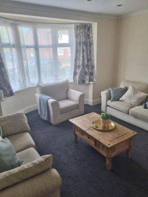 Lovely residential home 2 bed apartments, Ilford